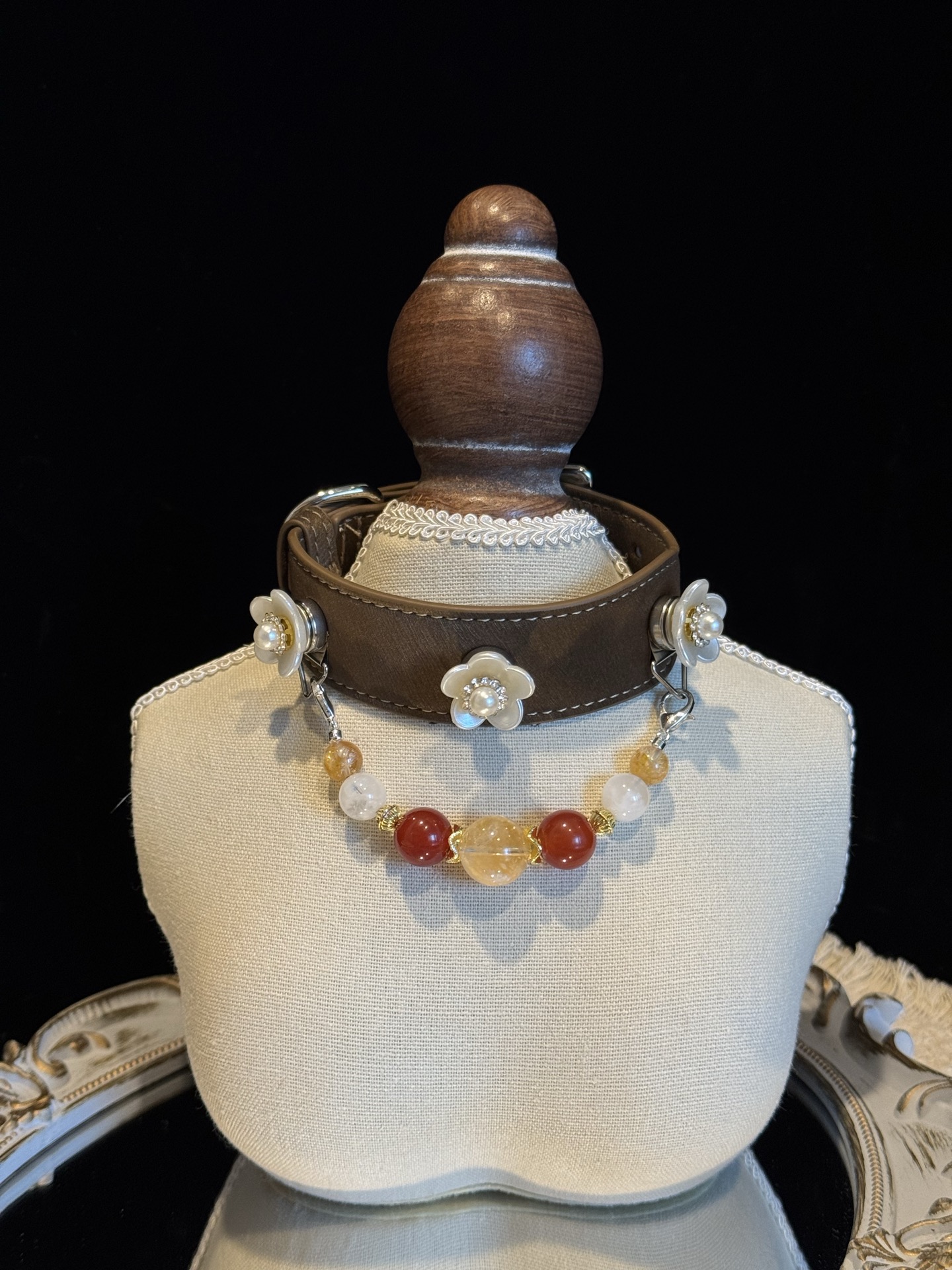 Pet Crystal Collar 14mm Yellow Gum Flower ➕ 12mm Red Agate ➕ 10mm White Snowflakes ➕ 8mm Adhesive Flower, Alloy Accessories