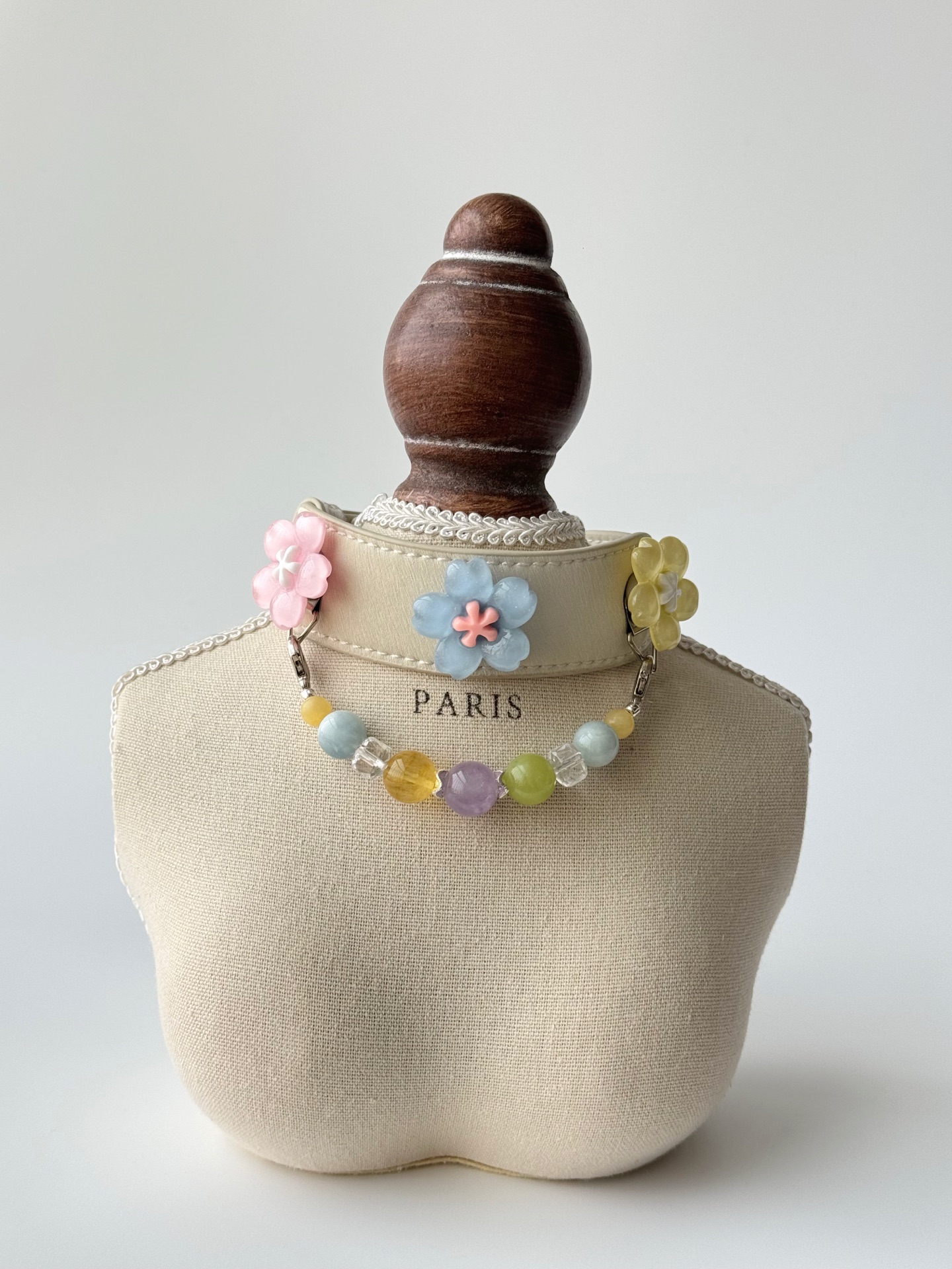 Pet Crystal Collar 11mm Lavender Purple ➕ 11mm Xiuyu ➕ 11mm Brushed Yellow Fluorite ➕ 10mm Sea Blue Treasure ➕ 8mm White Water Section ➕ 6mm Gold Wire Jade, Alloy Accessories